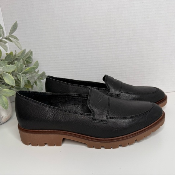 Lucky Brand Women's Tomber Lug Sole Black Leather Loafers Size 8M Minimalist - Picture 3 of 16